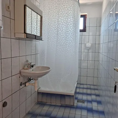 Gostinjska kuća Mat