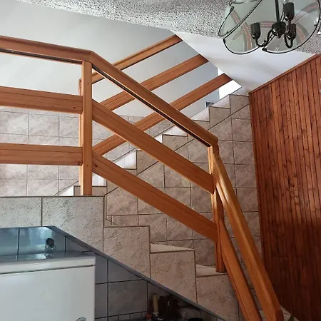 Mat Gostinjska kuća